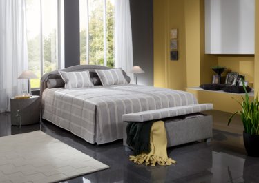 Rám kovové postele 140 x 200 cm. | Kvalitní a levný nábytek z outletu, bazar nábytku | Euronábytek Praha
